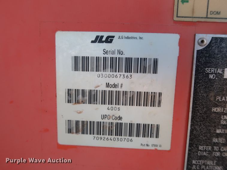 image for item GD9872 2002 JLG 400S boom lift