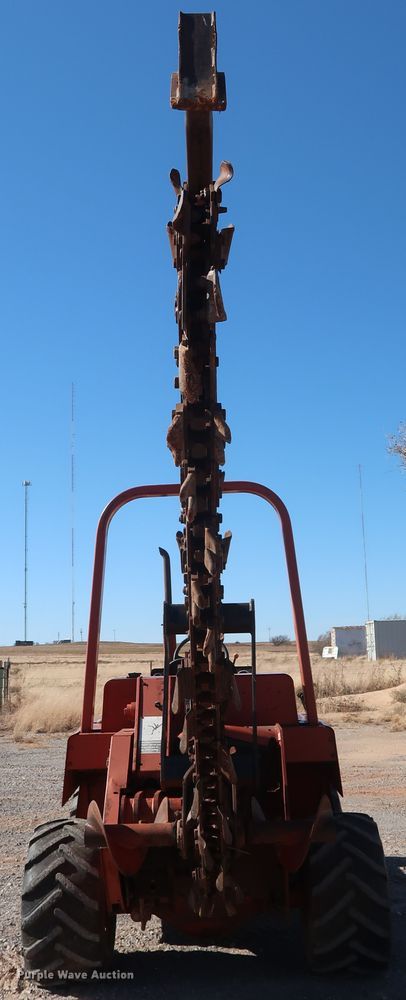 image for item GD9873 1996 Ditch Witch 5110DD trencher