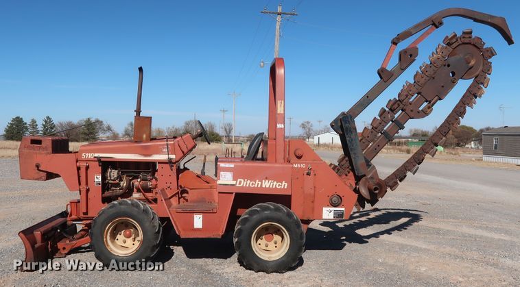 image for item GD9873 1996 Ditch Witch 5110DD trencher
