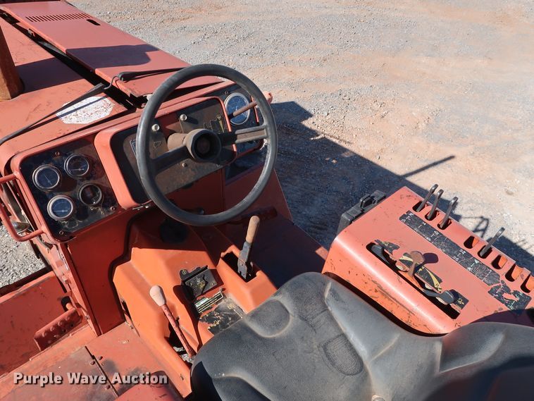 image for item GD9873 1996 Ditch Witch 5110DD trencher