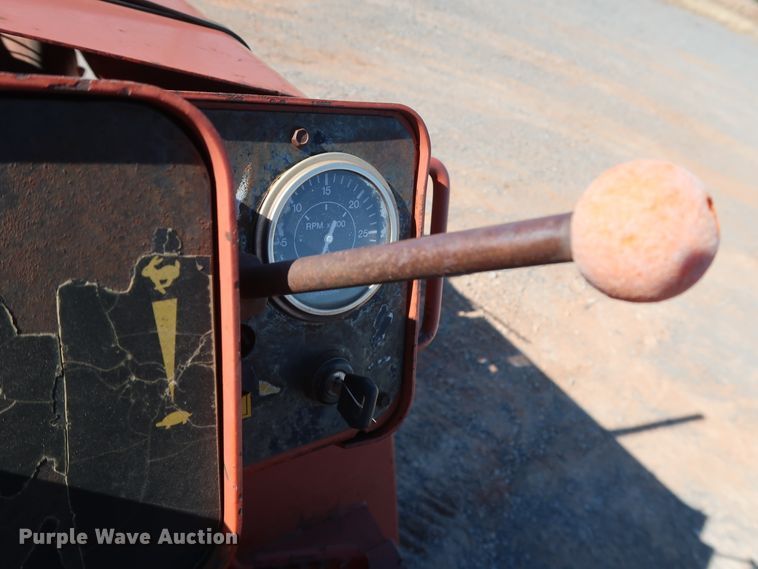 image for item GD9873 1996 Ditch Witch 5110DD trencher