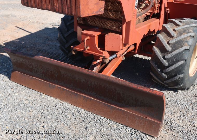 image for item GD9873 1996 Ditch Witch 5110DD trencher