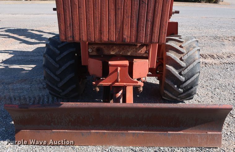 image for item GD9873 1996 Ditch Witch 5110DD trencher