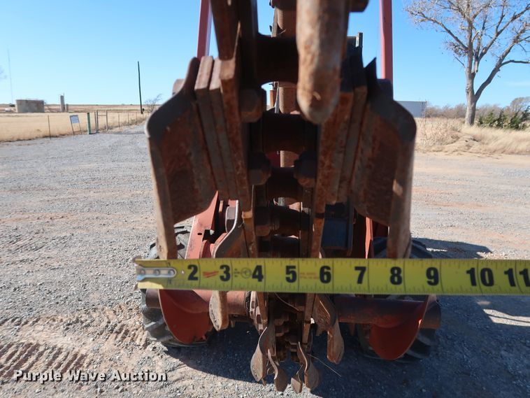 image for item GD9873 1996 Ditch Witch 5110DD trencher