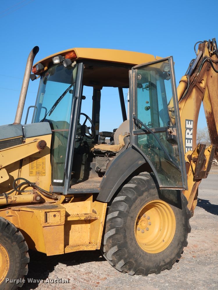 image for item GD9874 2005 John Deere 310SG backhoe