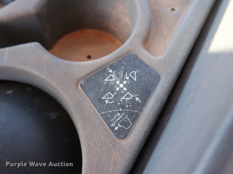 image for item GD9874 2005 John Deere 310SG backhoe