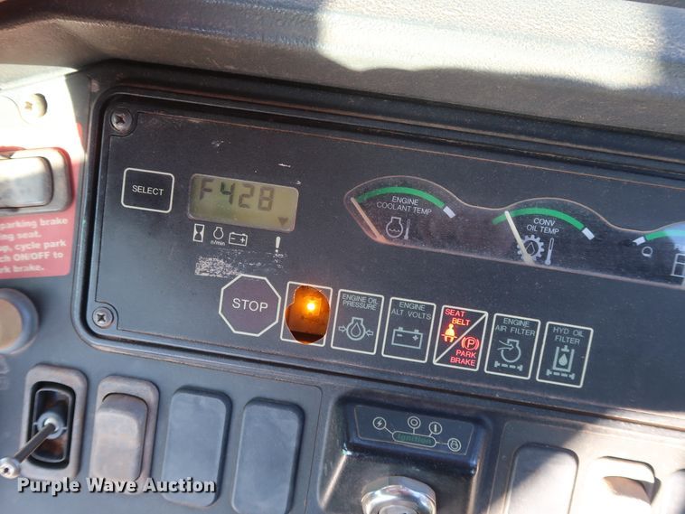 image for item GD9874 2005 John Deere 310SG backhoe