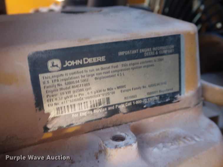 image for item GD9874 2005 John Deere 310SG backhoe