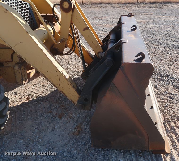 image for item GD9874 2005 John Deere 310SG backhoe