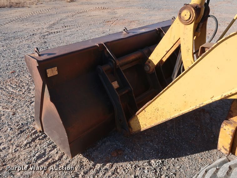 image for item GD9874 2005 John Deere 310SG backhoe