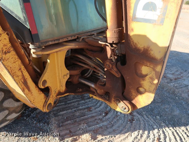 image for item GD9874 2005 John Deere 310SG backhoe
