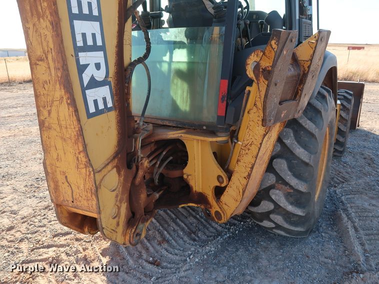 image for item GD9874 2005 John Deere 310SG backhoe