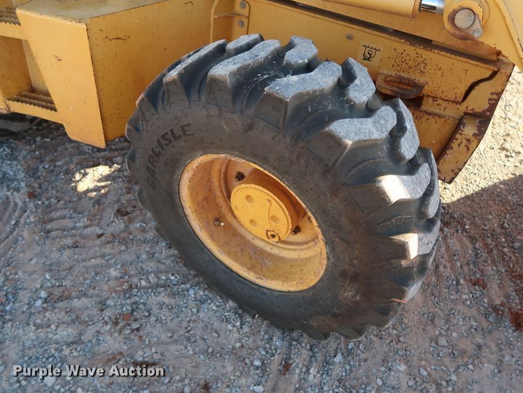 image for item GD9874 2005 John Deere 310SG backhoe