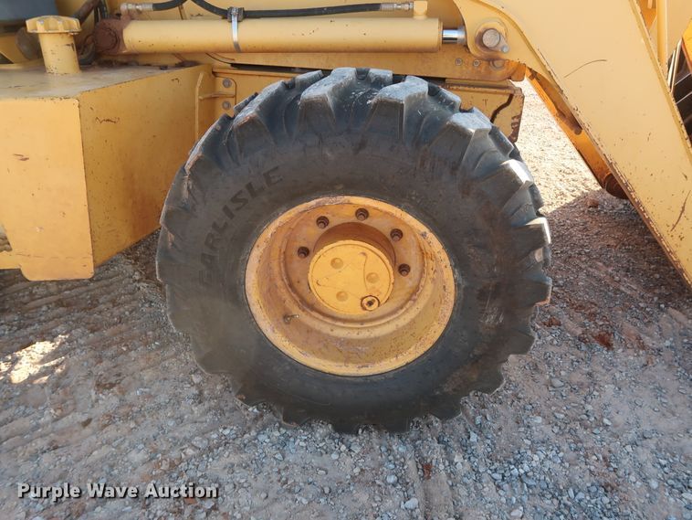 image for item GD9874 2005 John Deere 310SG backhoe