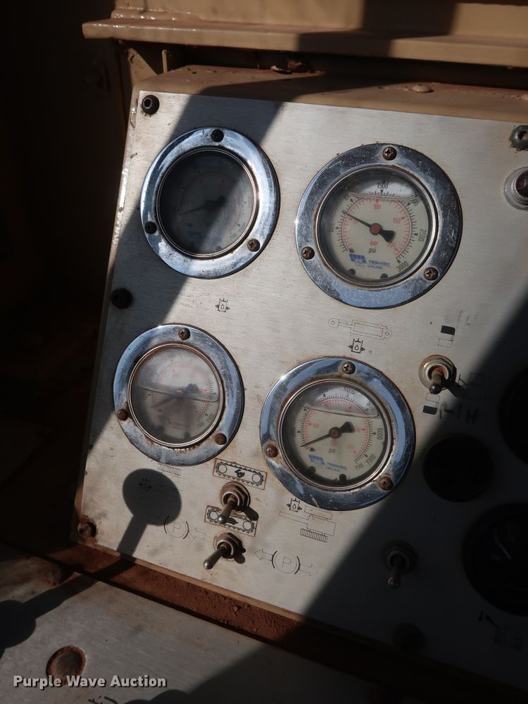 image for item GD9875 2003 Tesmec TRS-900EXT trencher