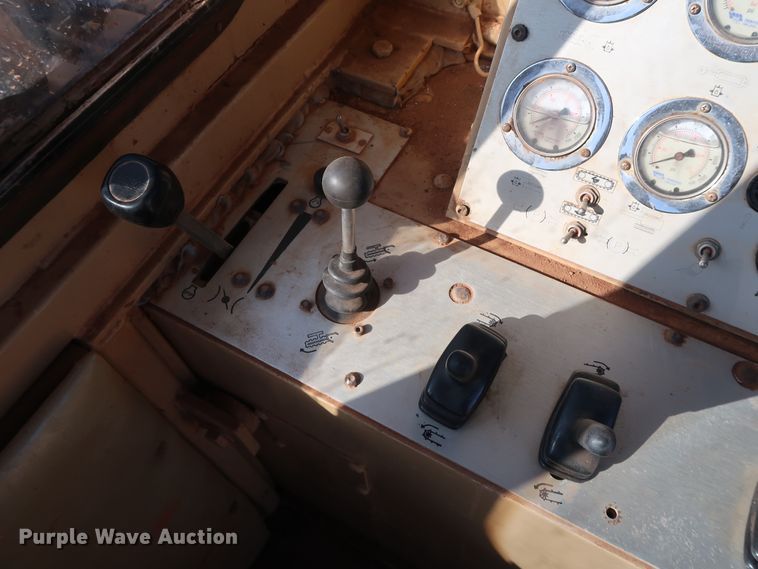 image for item GD9875 2003 Tesmec TRS-900EXT trencher