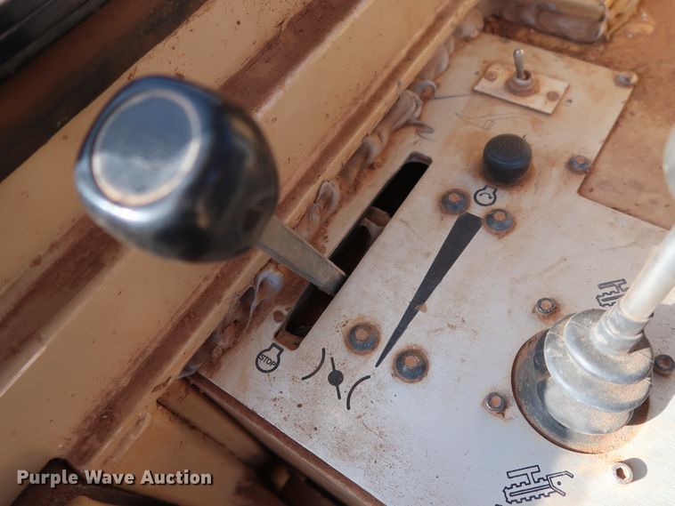 image for item GD9875 2003 Tesmec TRS-900EXT trencher