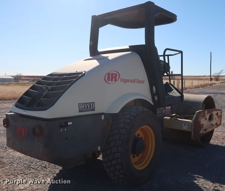 image for item GD9876 2007 Ingersoll Rand SD-70D TF single drum vibratory roller