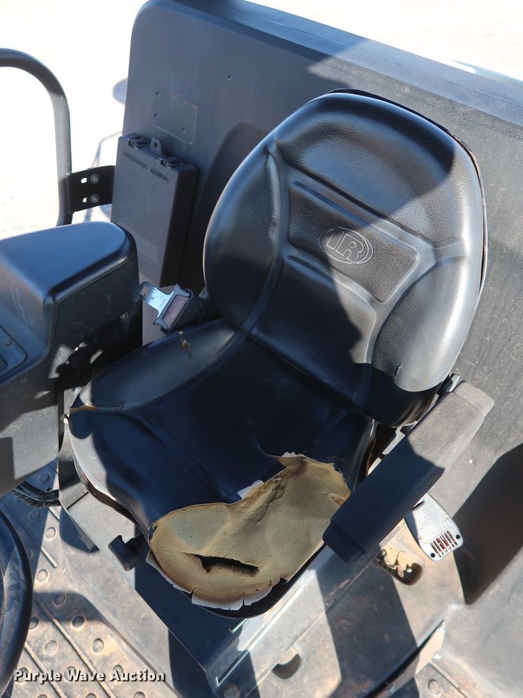 image for item GD9876 2007 Ingersoll Rand SD-70D TF single drum vibratory roller