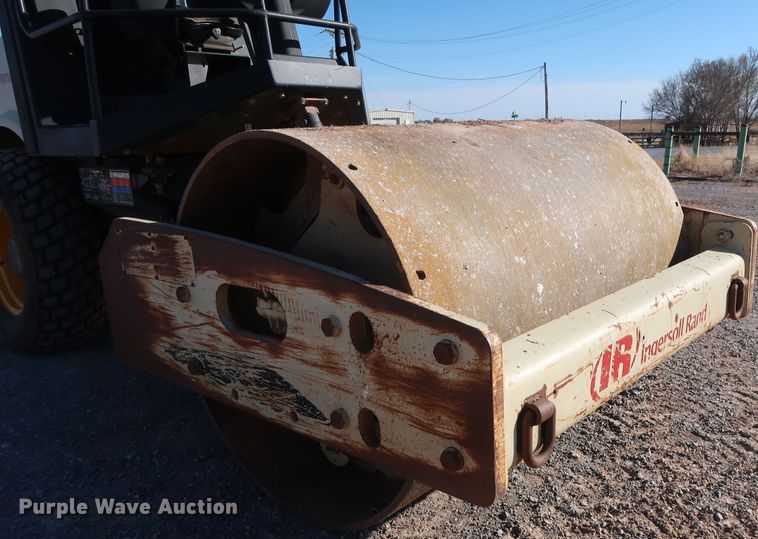 image for item GD9876 2007 Ingersoll Rand SD-70D TF single drum vibratory roller