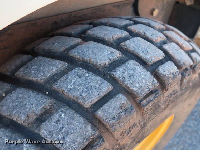 image for item GD9876 2007 Ingersoll Rand SD-70D TF single drum vibratory roller