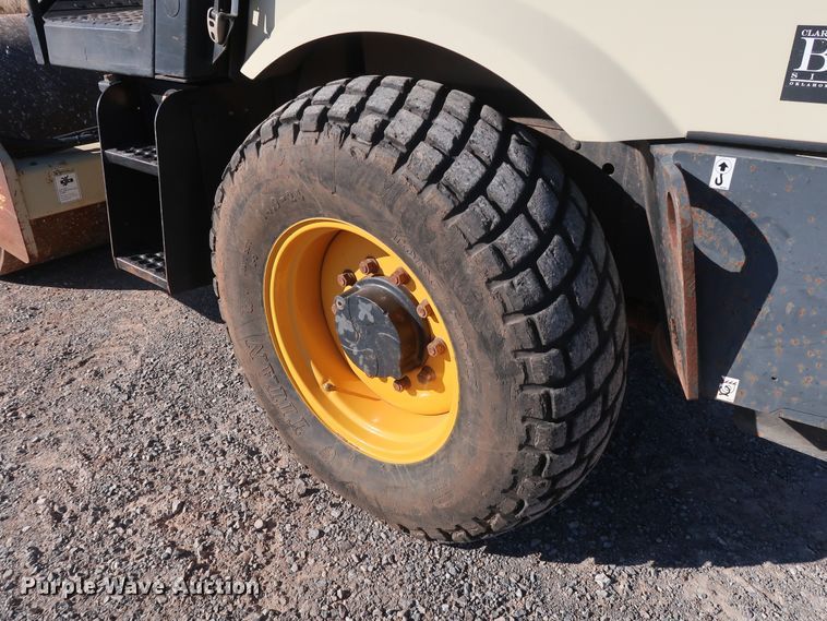 image for item GD9876 2007 Ingersoll Rand SD-70D TF single drum vibratory roller