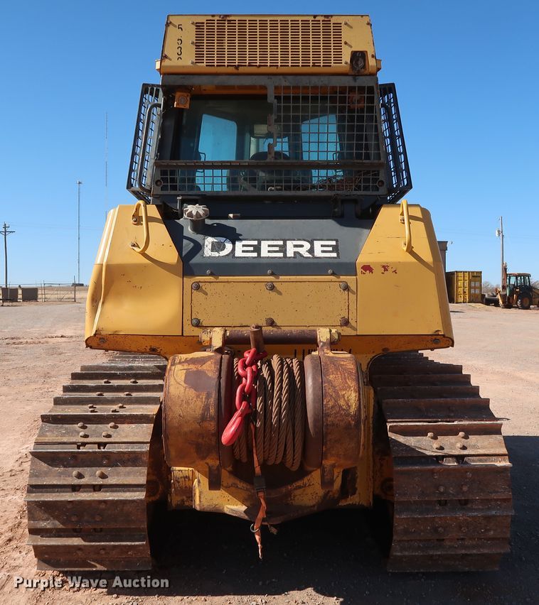 image for item GD9877 2005 John Deere 750J LT dozer