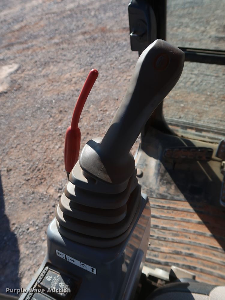 image for item GD9880 2016 Hitachi ZAXIS ZX160LC-6N excavator