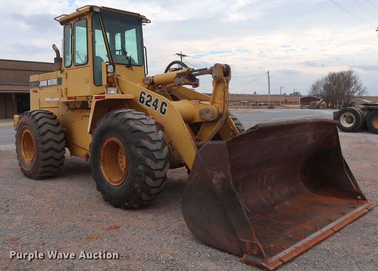 image for item GD9906 1995 John Deere 624G wheel loader