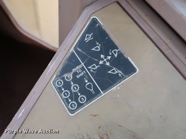 image for item GD9906 1995 John Deere 624G wheel loader