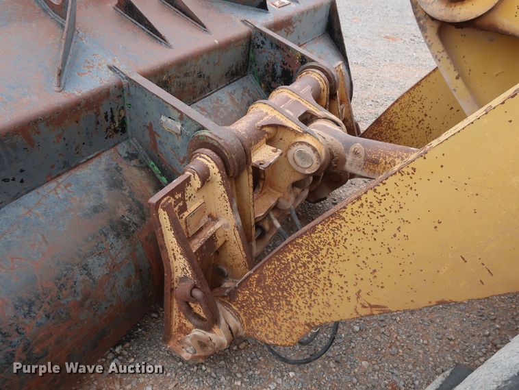 image for item GD9906 1995 John Deere 624G wheel loader