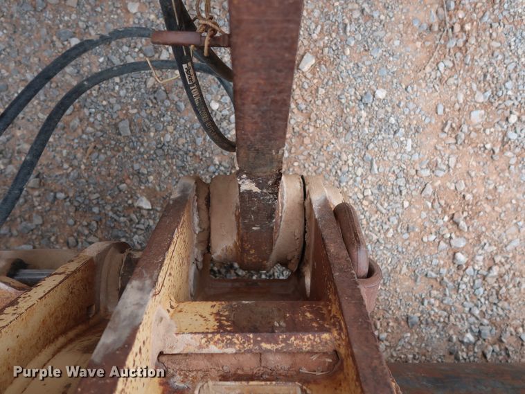 image for item GD9906 1995 John Deere 624G wheel loader