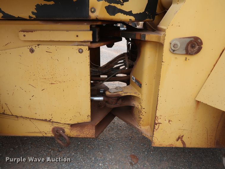 image for item GD9906 1995 John Deere 624G wheel loader