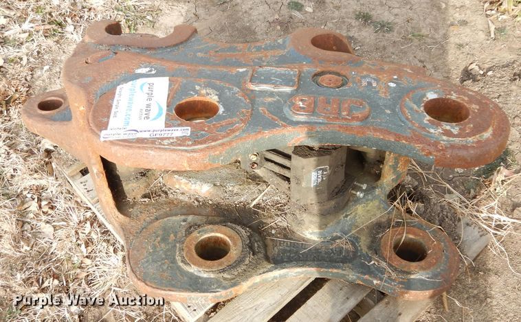 image for item GF9777 JRB hydraulic quick coupler