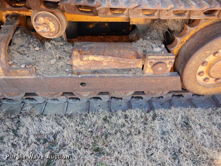 image for item GF9779 1976 John Deere 555 track loader