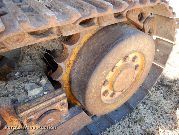 image for item GF9779 1976 John Deere 555 track loader