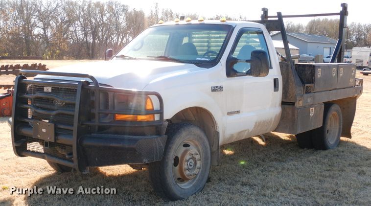 image for item GF9780 1999 Ford F450 Super Duty flatbed truck