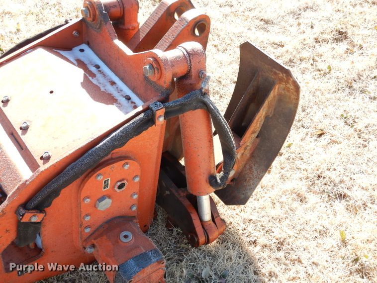 image for item GF9781 Ditch Witch H830 vibratory compactor