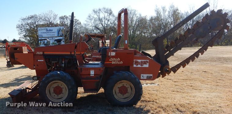 image for item GF9782 1998 Ditch Witch 7020 trencher