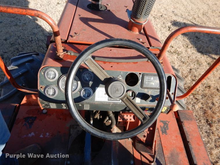 image for item GF9782 1998 Ditch Witch 7020 trencher