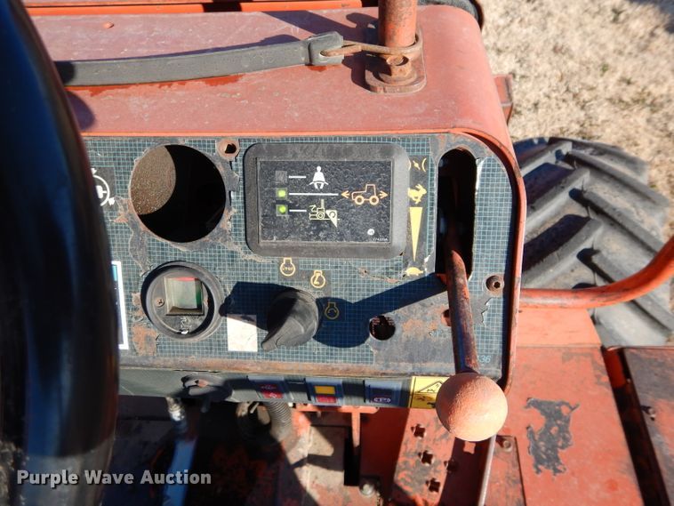 image for item GF9782 1998 Ditch Witch 7020 trencher