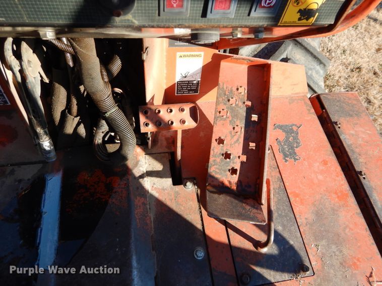 image for item GF9782 1998 Ditch Witch 7020 trencher