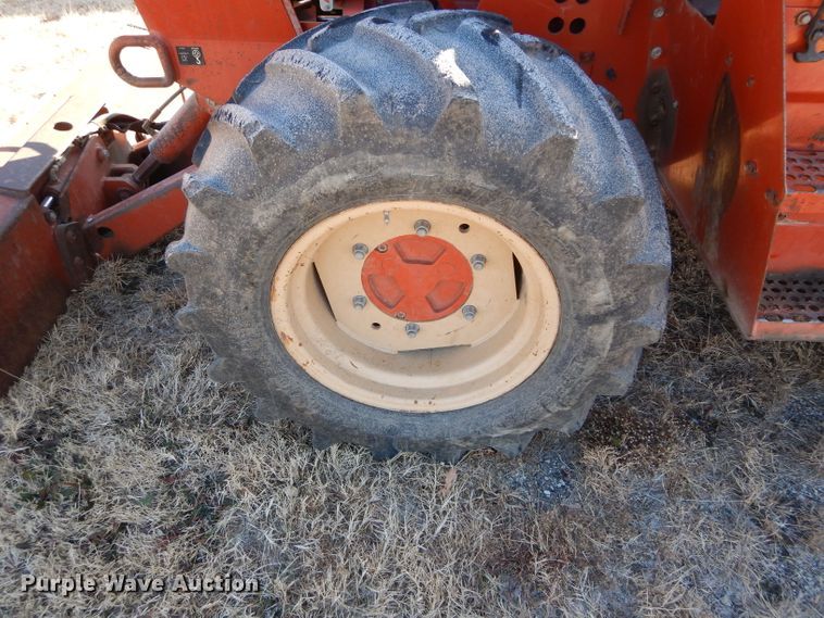 image for item GF9782 1998 Ditch Witch 7020 trencher