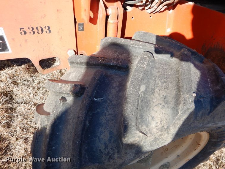 image for item GF9782 1998 Ditch Witch 7020 trencher