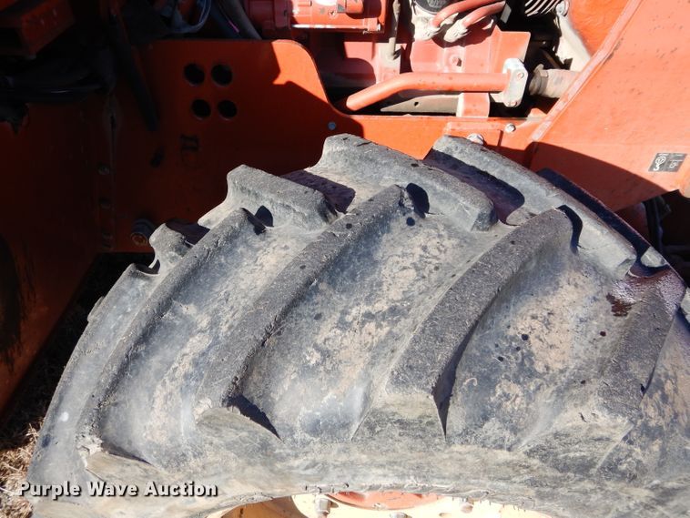 image for item GF9782 1998 Ditch Witch 7020 trencher