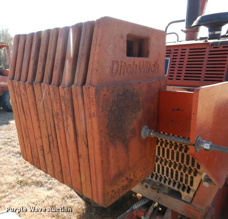 image for item GF9782 1998 Ditch Witch 7020 trencher