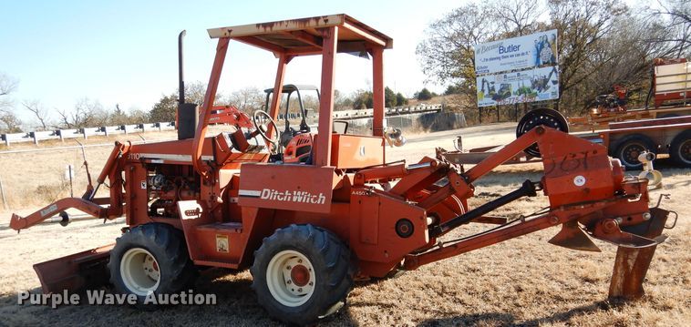 image for item GF9783 1994 Ditch Witch 5110DD cable plow