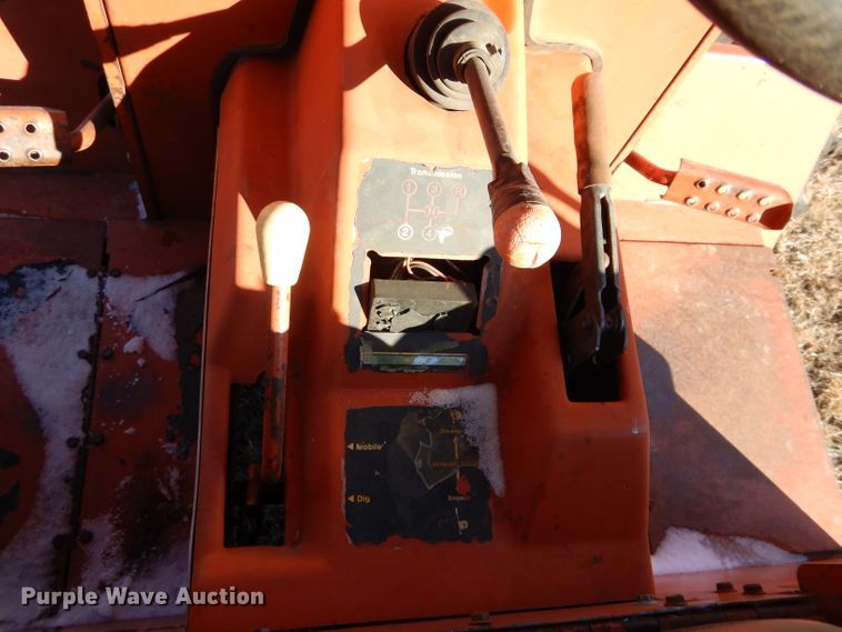 image for item GF9783 1994 Ditch Witch 5110DD cable plow