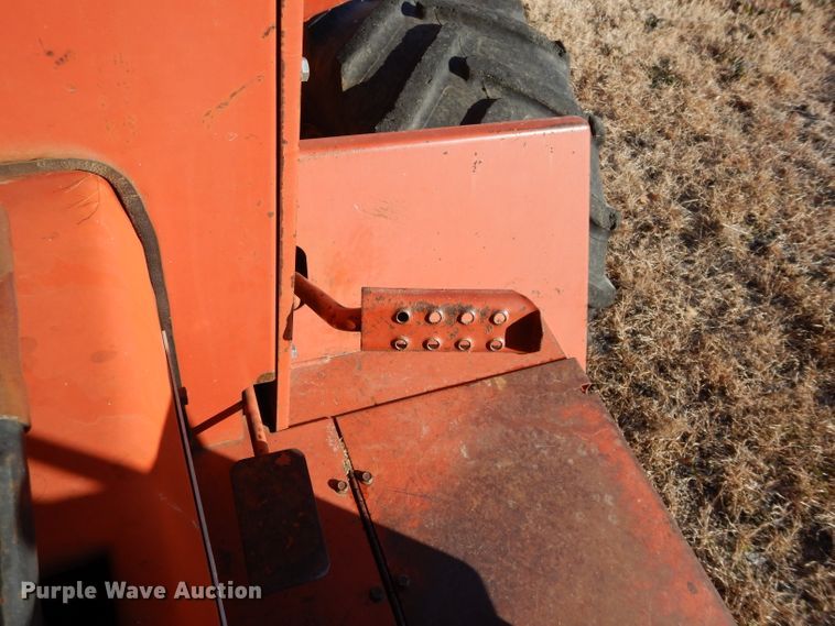 image for item GF9783 1994 Ditch Witch 5110DD cable plow