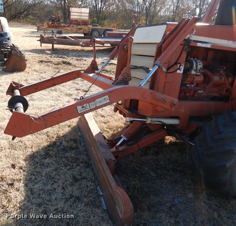 image for item GF9783 1994 Ditch Witch 5110DD cable plow